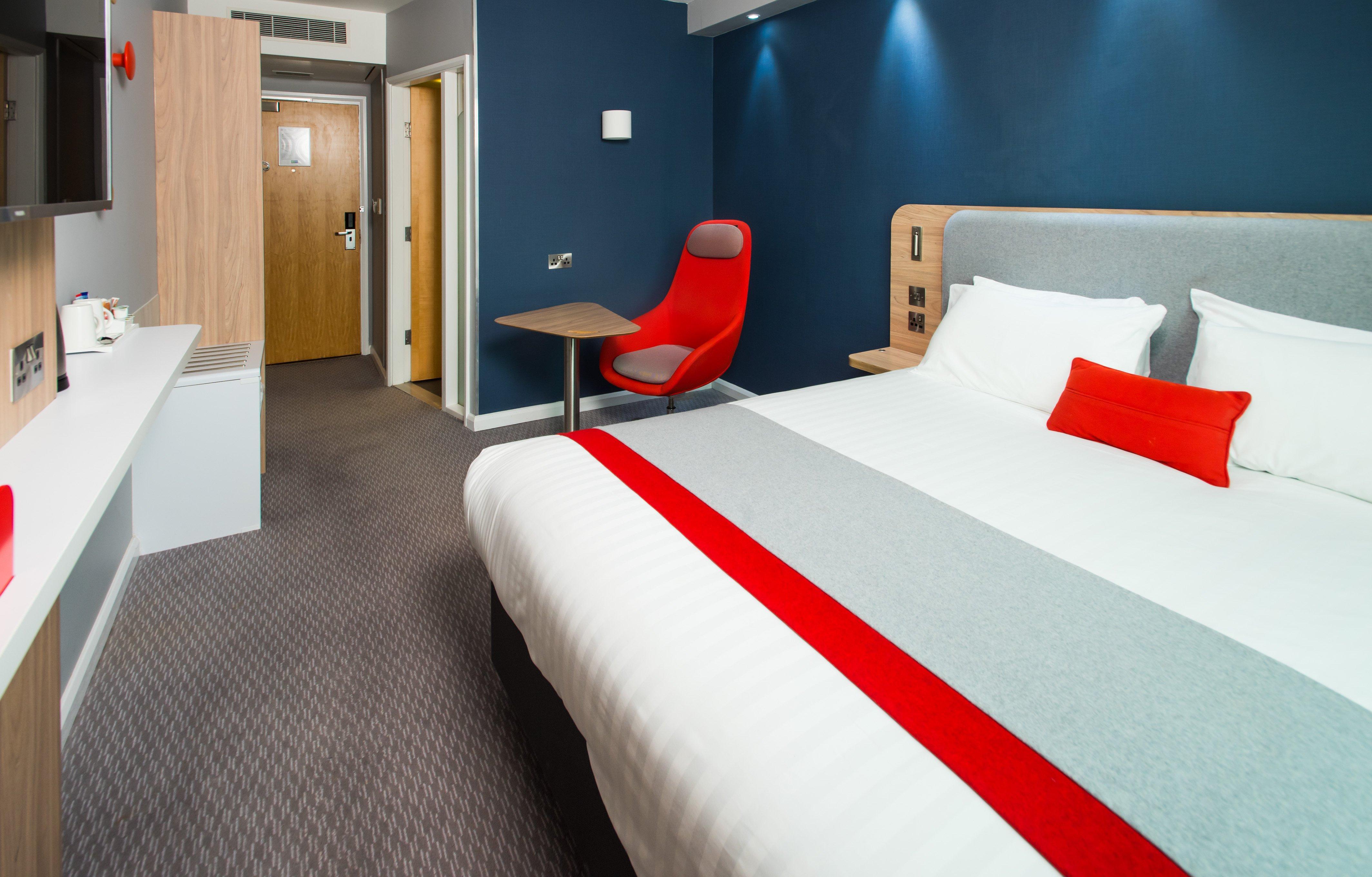 Holiday Inn Express Leeds City Centre - Armouries By Ihg Exterior photo