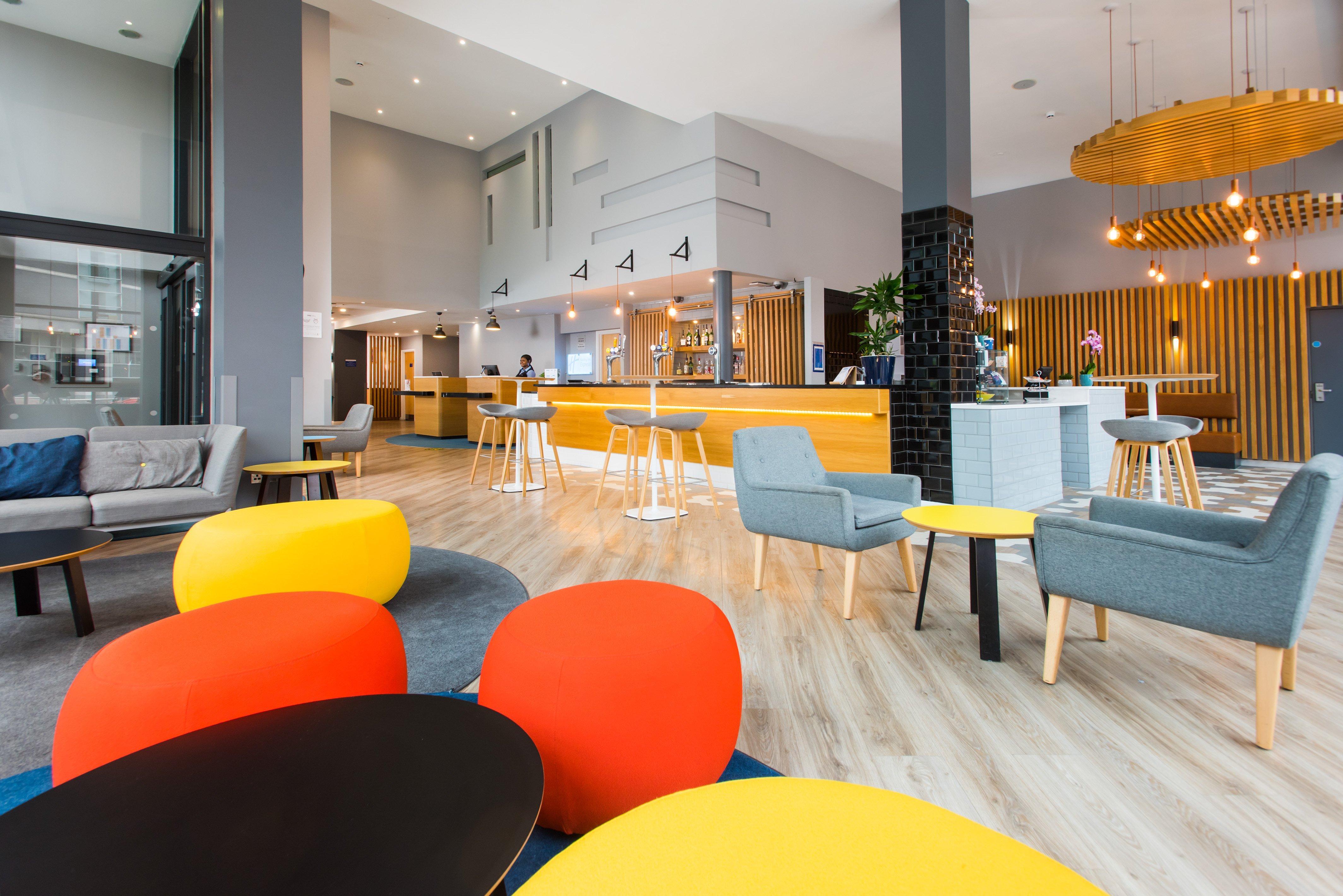 Holiday Inn Express Leeds City Centre - Armouries By Ihg Exterior photo