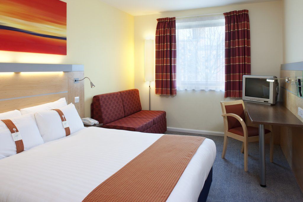 Holiday Inn Express Leeds City Centre - Armouries By Ihg Exterior photo